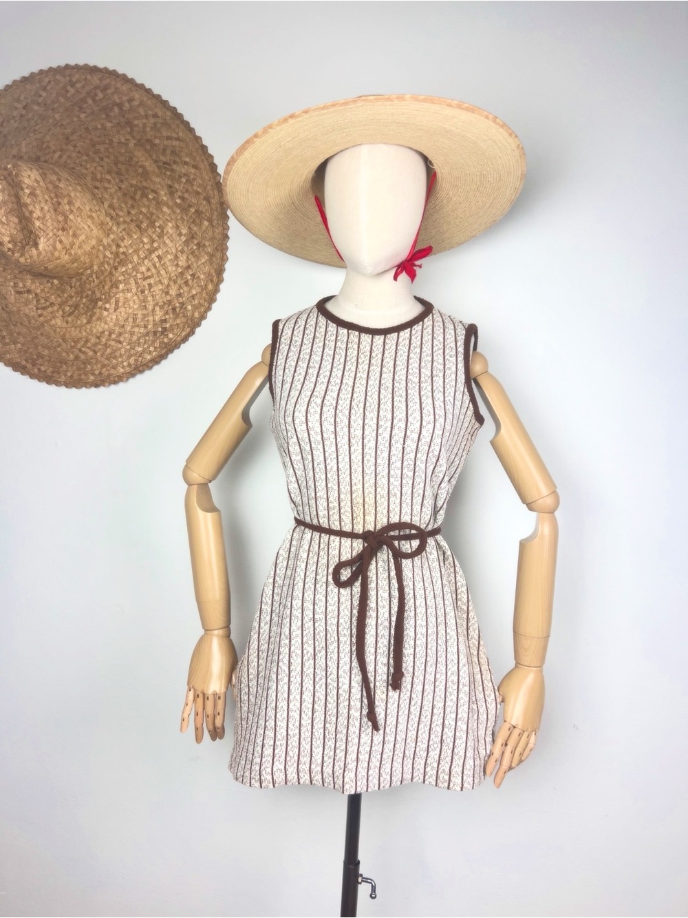 1970’s 70s Sleeveless Vintage Retro Brown & White Cotton Stripe Knit Tunic Top L